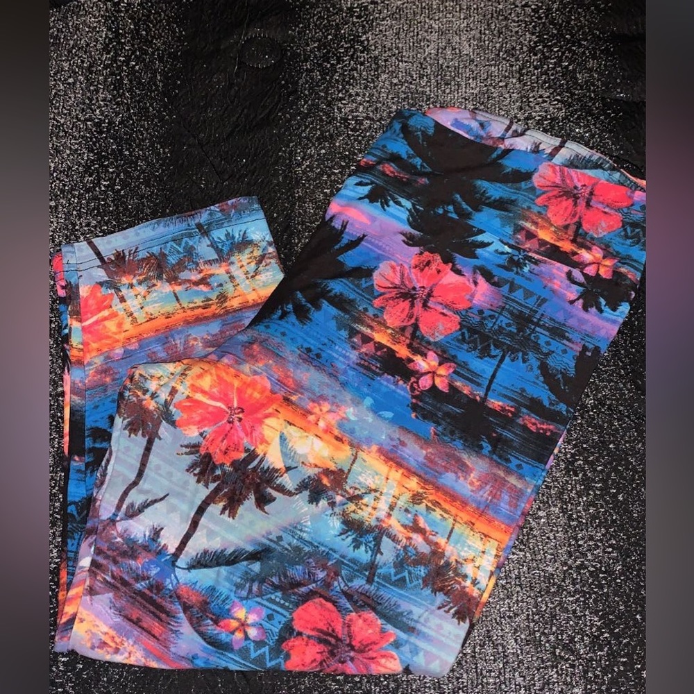 Sunset Capri leggings size xxl
